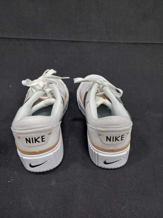 Nike Women's Court Legacy Lift Casual Low Sneakers Size 8 image number 4