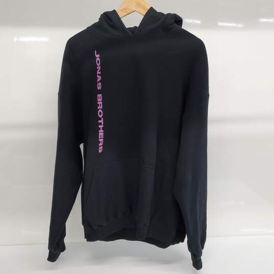 JONAS BROTHERS HAPPINESS BEGINS TOUR 2019 BLACK HOODIE SWEATSHIRT image number 1