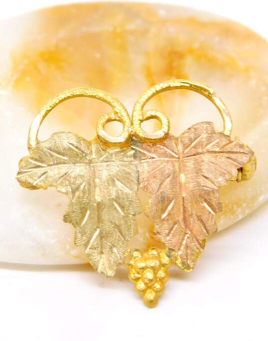 10K Yellow & Rose Gold Etched Leaf Pin/Brooch 1.8g image number 1