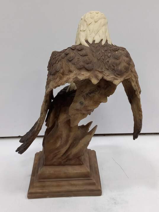AFFINITY DOUBLE EAGLE STATUE image number 2
