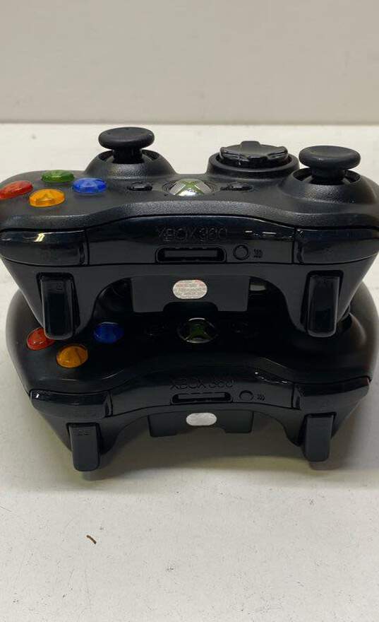 Microsoft Xbox 360 Wireless Controllers - Lot of 2, Black image number 5