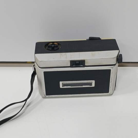 Vintage Kodak Instamatic 124 Camera image number 4