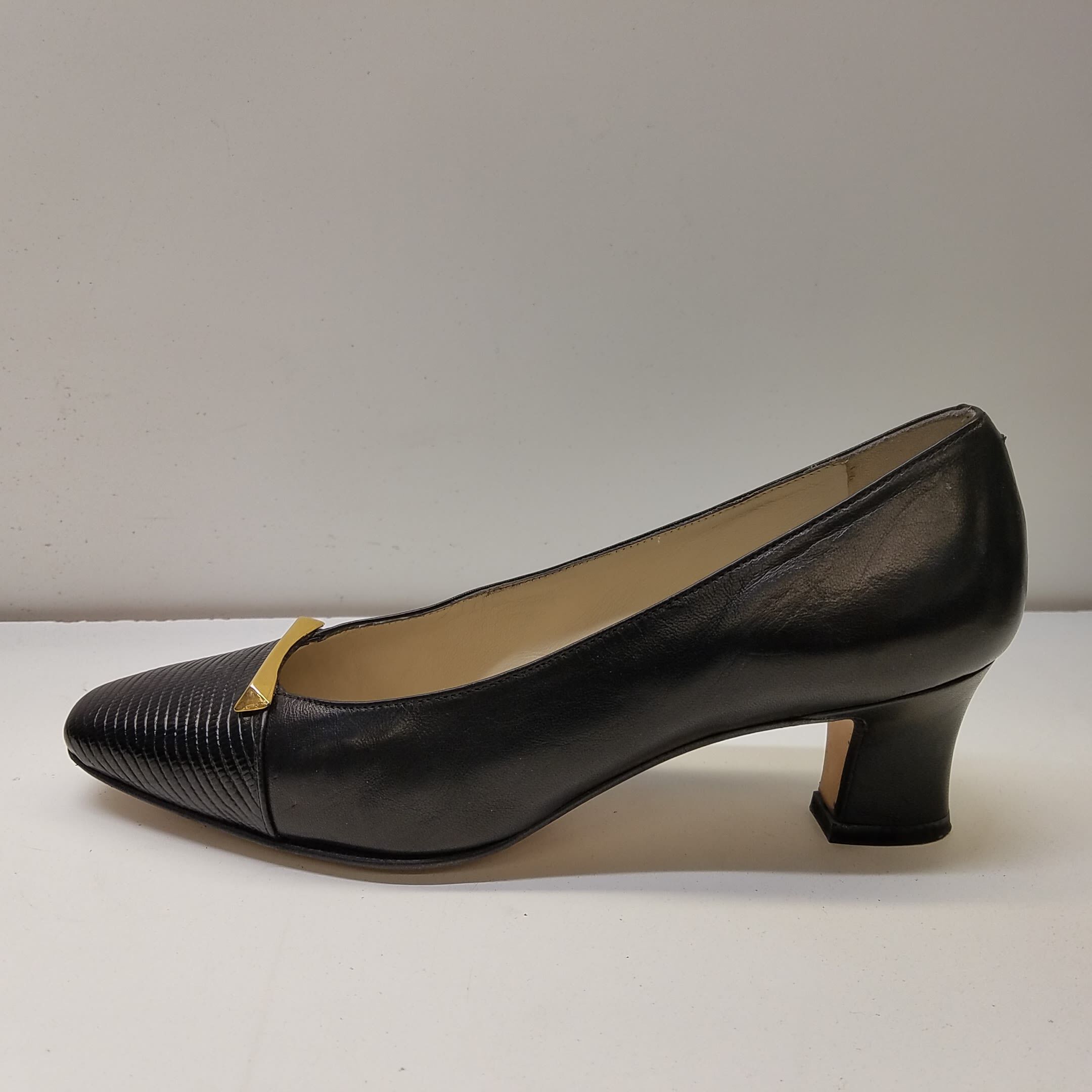 Bally Court Shoes Silla Heels 2 13/16in Black Leather 39.5 - Mint | eBay