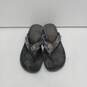 Minnetonka Leather Flip Flop Thong Style Sandal Size 7 image number 1