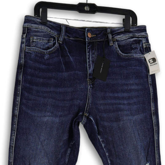 NWT Womens Blue Denim Medium Wash Distressed Straight Leg Jeans Size 31 image number 3