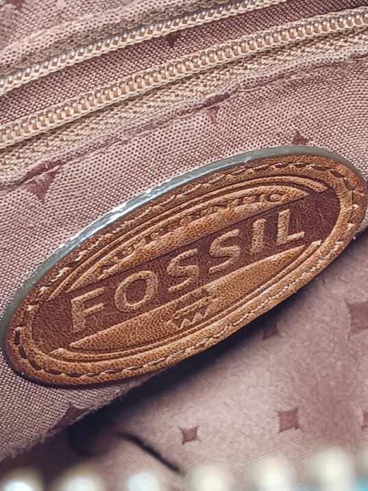 Fossil Green Leather Purse image number 4