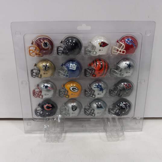 Lot Of 18 NFL Mini Helmet Collectibles image number 2