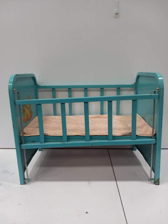 Vintage Amsco Doll-E-Crib Doll Bed image number 1