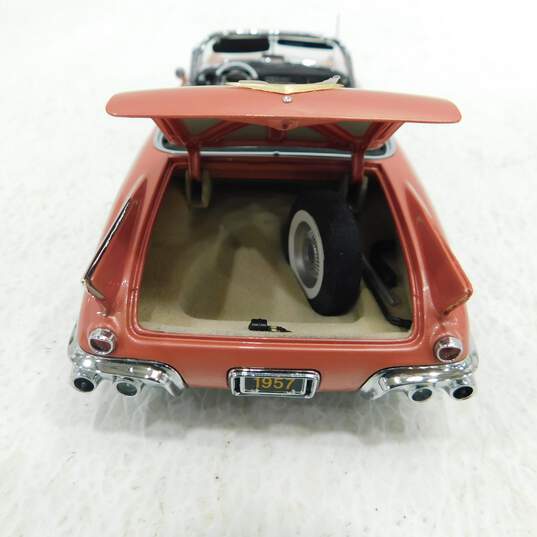 Danbury Mint 1/24 Diecast 1957 Cadillac Eldorado Biarritz Dusty Rose image number 9