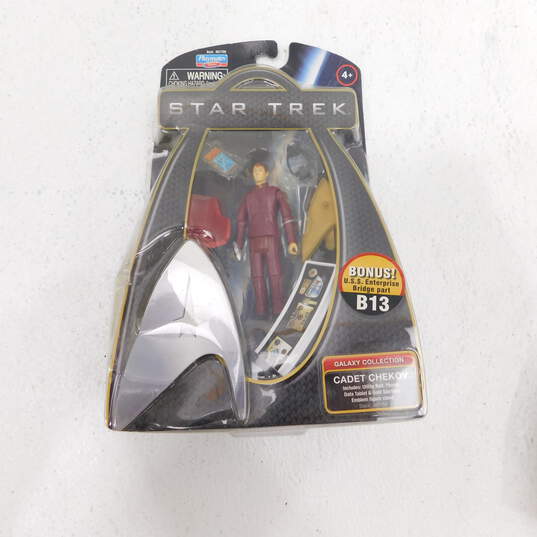 Star Trek Playmates Toys Action Figures Boxed/Loose image number 2