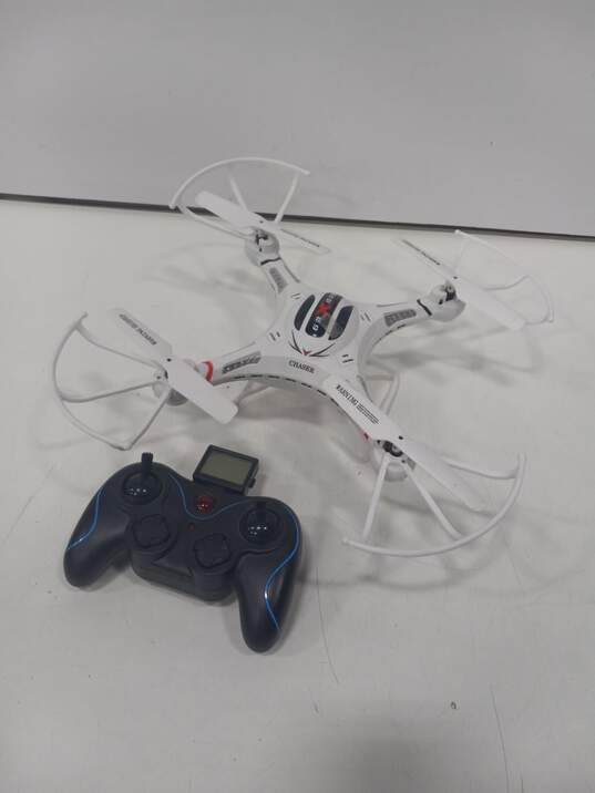 6 Axis Gyro Chaser Quadcopter Drone w/ Controller image number 1