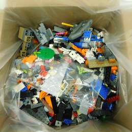 6.6lbs Mixed Lego Bulk Box