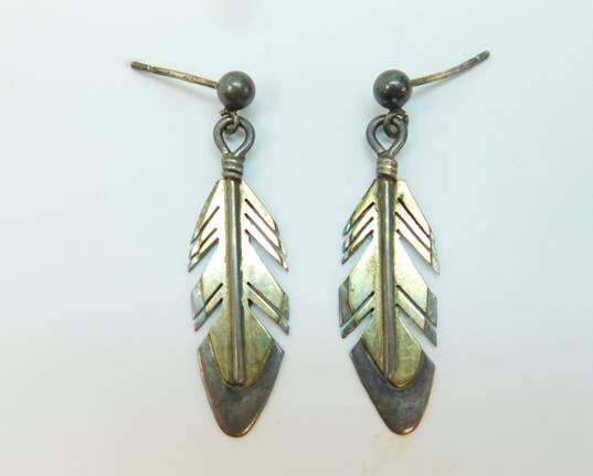Les Hill Dine Navajo 925 Silver Two Tone Feather Drop Dangle Earrings 3.5g image number 5