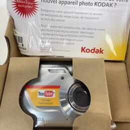 Kodak EasyShare C180 10.2MP Compact Digital Camera alternative image