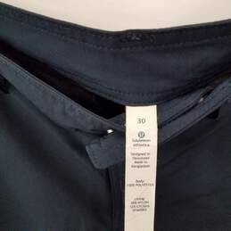 Lululemon Navy Blue Shorts Size 30 alternative image