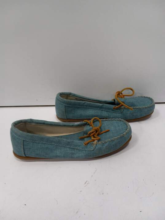 Minnetonka Women's Blue Canvas Moc Loafers Size 8.5 image number 3