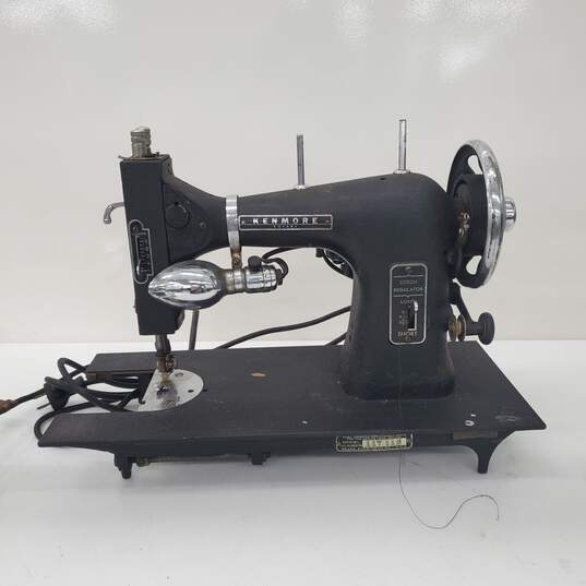 Vintage Sears Roebuck Kenmore Rotary Model 117.119 Sewing Machine - Parts/Repair image number 9