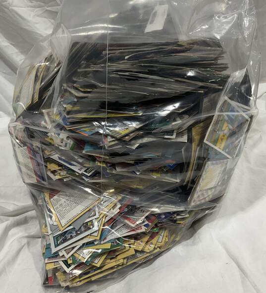 Buy the Lot Of Sports Cards | GoodwillFinds