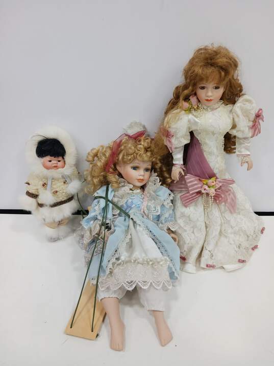 3PC Assorted Porcelain Doll Bundle image number 1
