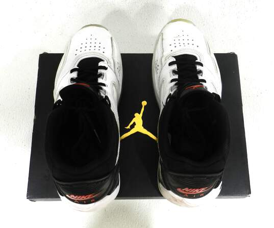 Jordan Point Lane White Black Red Men's Shoe Size 9 image number 2