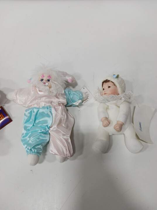 Bundle of 4 Assorted Vintage Artist Dolls with Tags image number 3