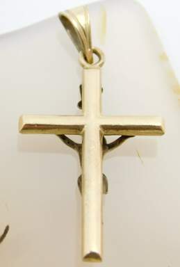 14k Yellow & White Gold Crucifix Pendant 1g alternative image