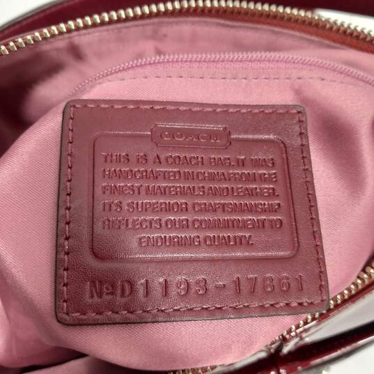 Authentic COACH Patent Leather Shoulder Bag image number 7