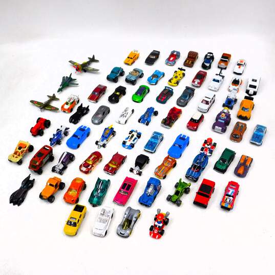 Lot of Die Cast Cars 2000s & Newer Hot Wheels Matchbox Maisto NASCAR Some Sealed image number 4
