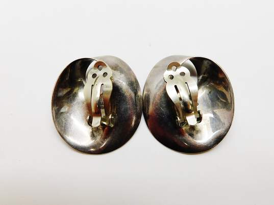 Jondell 925 Modernist Twisted Loop Disc Abstract Clip On Earrings image number 3