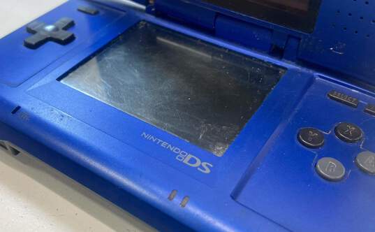 Nintendo DS- Blue For Parts/Repair image number 2