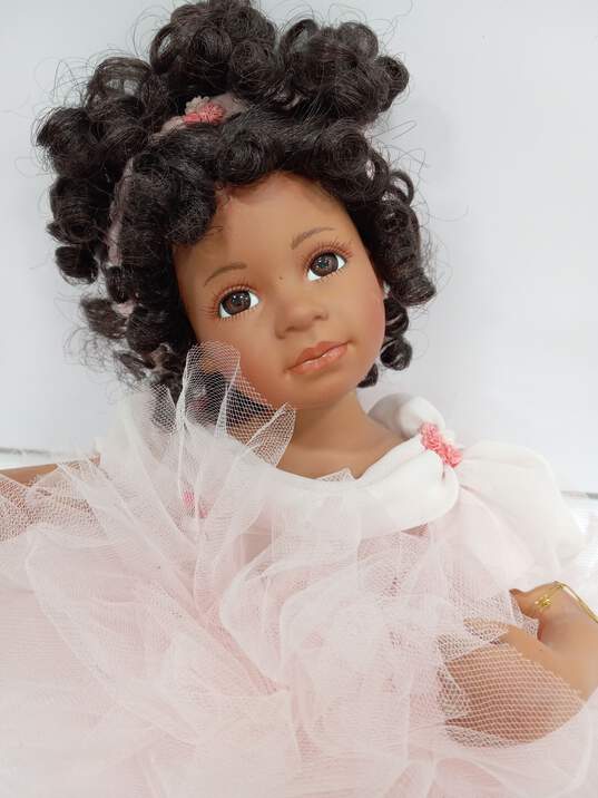 Georgetown Collection Doll "Proud Moments" Chelsea image number 2