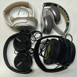 Assorted Audio Headphone Bundle Lot of 4 Bose Sony Beats