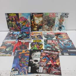 Bundle of Eighteen Assorted DC Comic Books