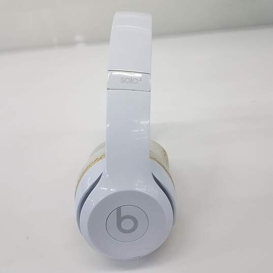 Beats by Dre mixed Lot - Champagne Solo &  White Solo 3 image number 4
