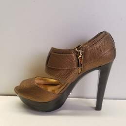 Michael Kors Women's Bronze Leather Heels Sz. 7.5 alternative image