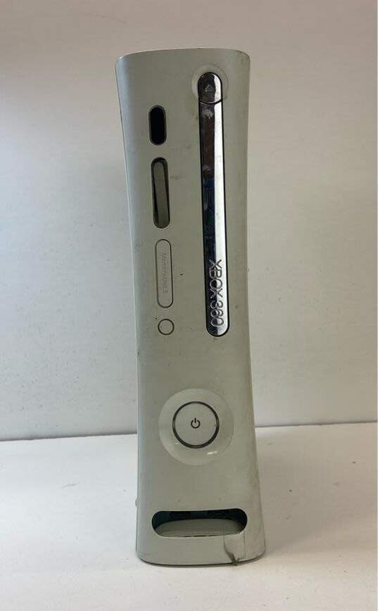 Microsoft Xbox 360 Console For Parts or Repair image number 5