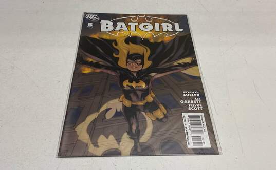 DC Batgirl Comic Books image number 4