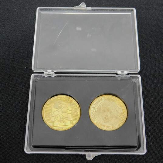 BRETT FAVRE/PACKERS Career Set Painted State Quarter w/Case $1 Coin & Medallions image number 4