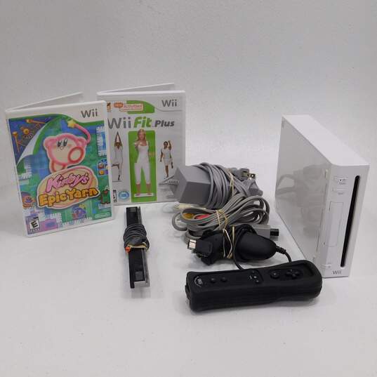 Nintendo Wii w/ 2 Games Kirby's Epic Yarn image number 1