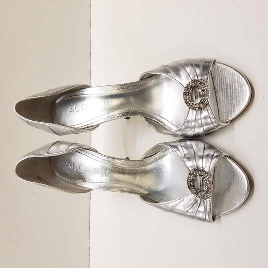 Aldo Women's Silver Metallic Peep Toe Pumps Size 8 image number 5