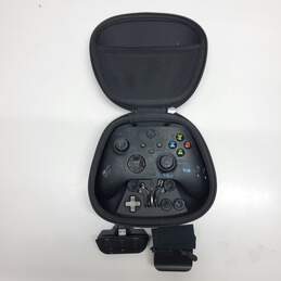Microsoft Xbox Elite Controller With Case *UNTESTED*