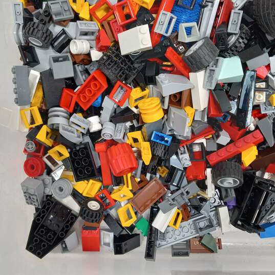6.5 lbs Bulk Legos image number 4