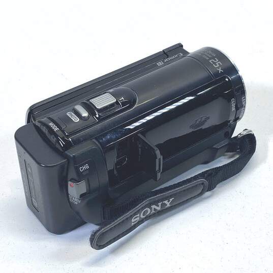 Sony Handycam HDR-CX110 HD Camcorder image number 4