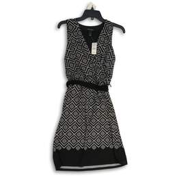 NWT White House Black Market Womens White Black V-Neck Fit & Flare Dress Size 8