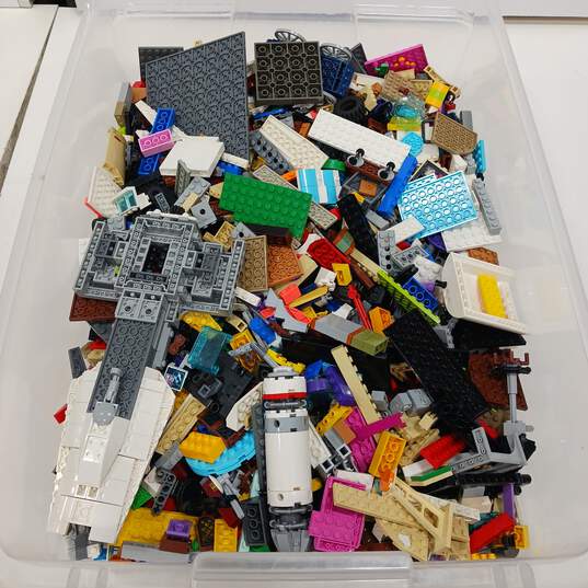 8lbs of Assorted Building Blocks image number 2