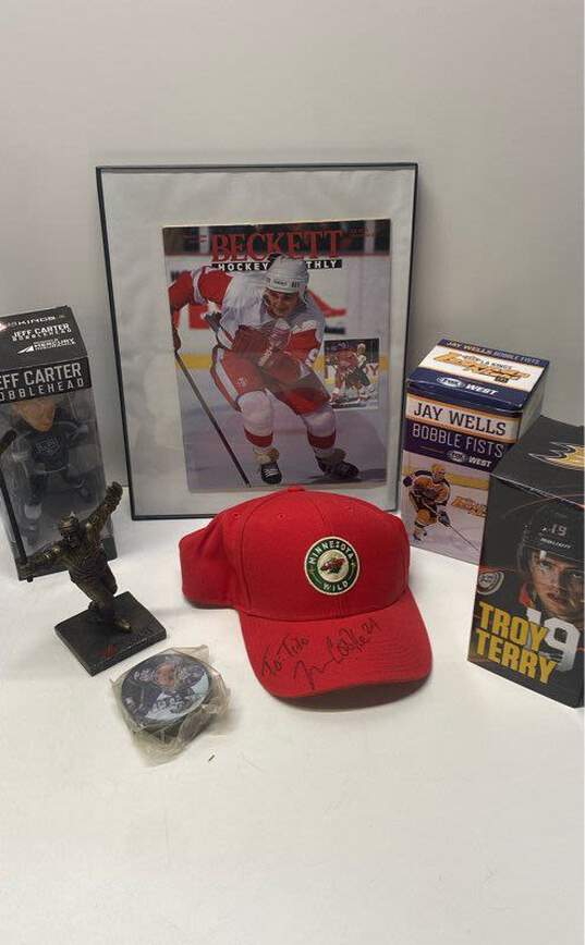 Lot of Assorted Hockey Collectibles image number 1