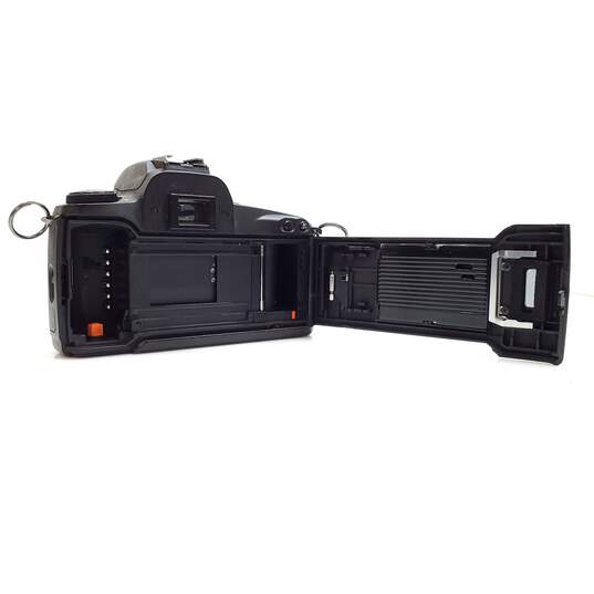Konica AutoReflex TC | 35mm SLR Film Camera image number 2