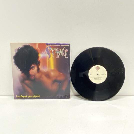 Lot of Assorted PRINCE 12" Single Records image number 7