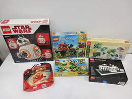 Assortment of LEGO Set Pieces