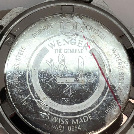 Designer Wenger Stainless Steel Black Round Dial Quartz Analog Wristwatch image number 4